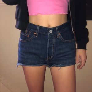 Levi’s 501 shorts dark wash